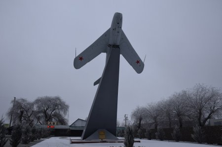 Памятник военным летчикам