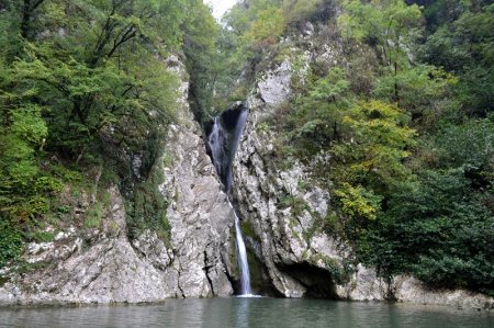 Второй Агурский водопад