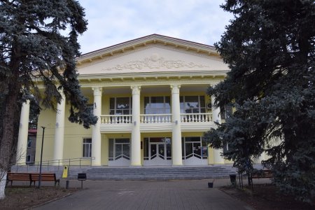 Дом культуры в Старовеличковской