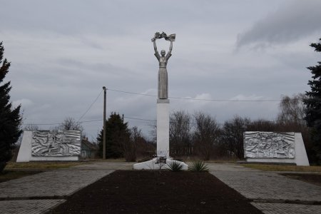 Мемориал в Медведовской