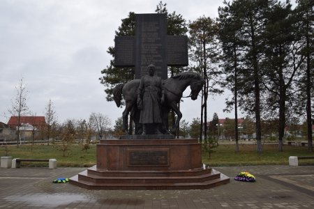 Памятник казакам в Бриньковской