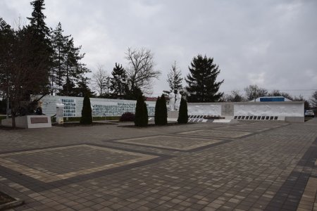 Мемориальный комплекс в Бриньковской